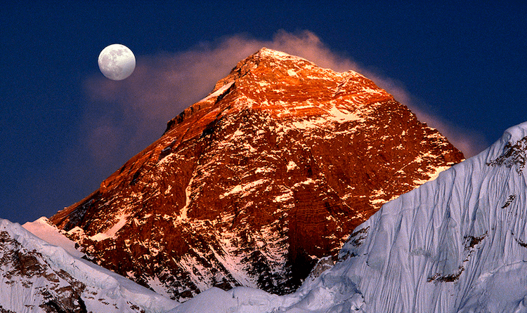 En fait l'Everest n'est pas la plus haute montagne dans le monde