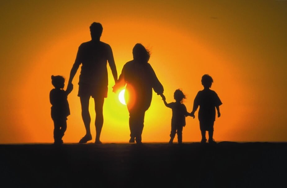 Робить сімейне життя нас щасливішими?