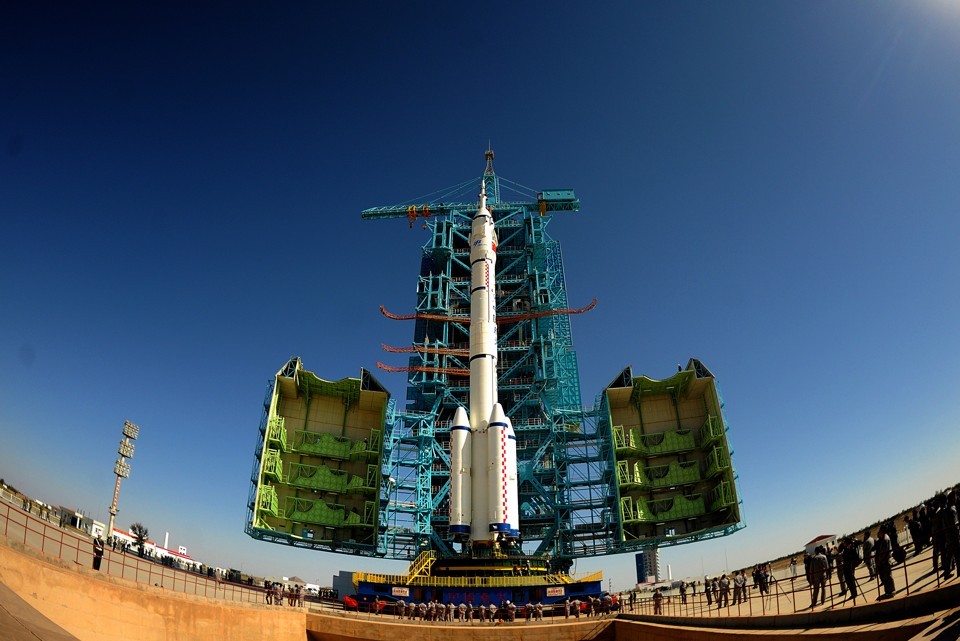 Cina discute con l'ESA la possibilità di costruire una base spaziale