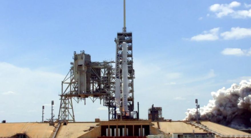 SpaceX will send into orbit a spy satellite, U.S. military intelligence
