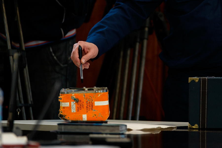 Expertos ofrecen equipar a los robots de ética caja negra