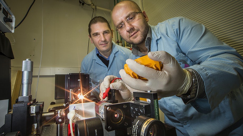 Le nouveau метаматериал protège les astronautes de la radiation cosmique