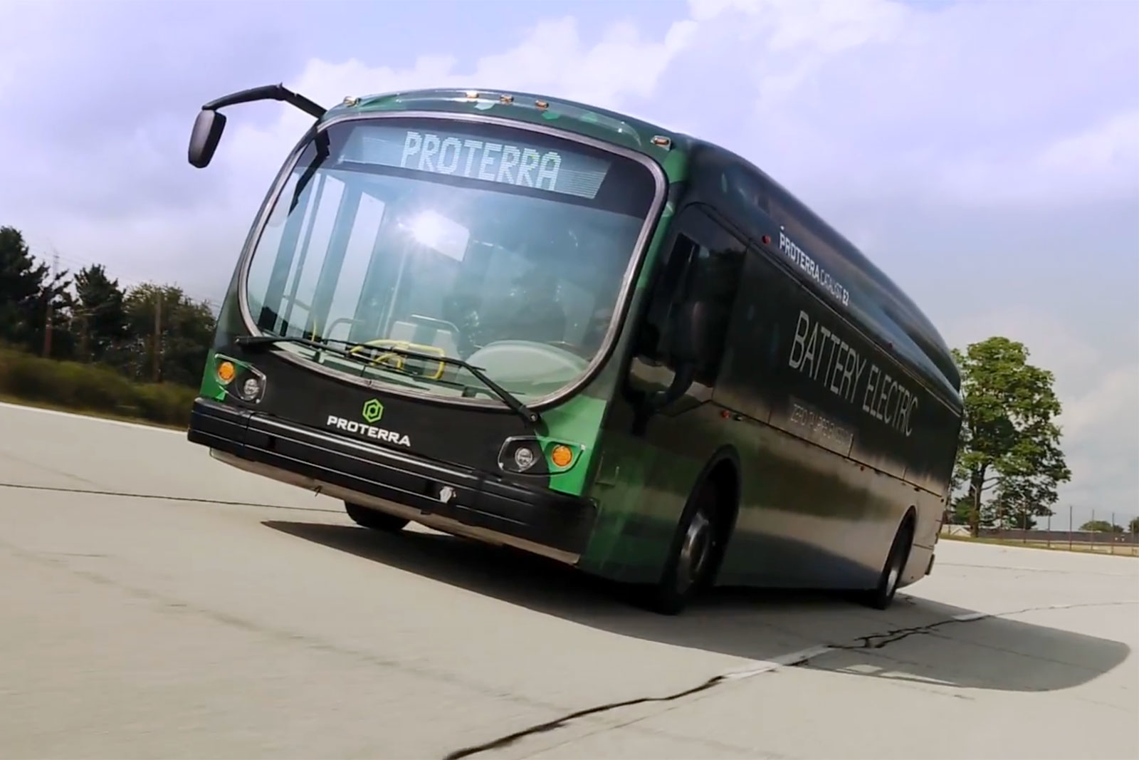 Electric buses set a record, driving 1772 kilometers on a single charge