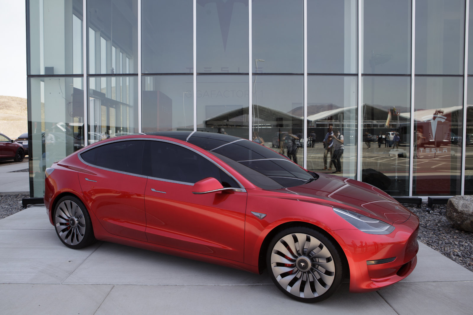 Tesla has collected a total of 260 cars Model 3
