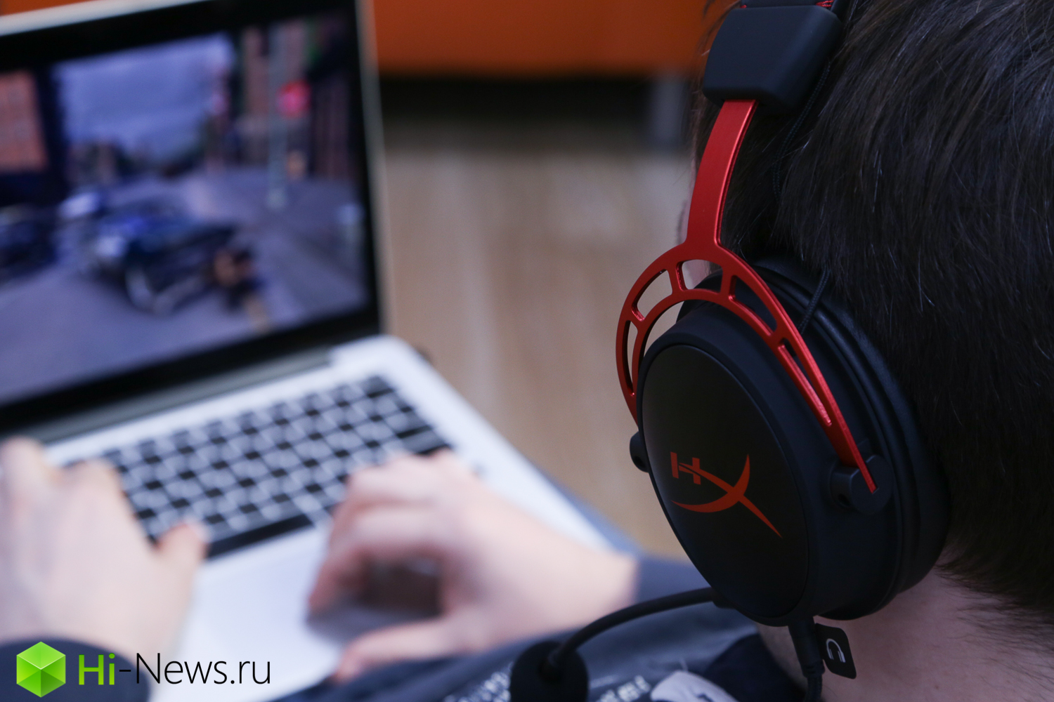 Keeps the brand: gaming headset review HyperX Cloud Alpha