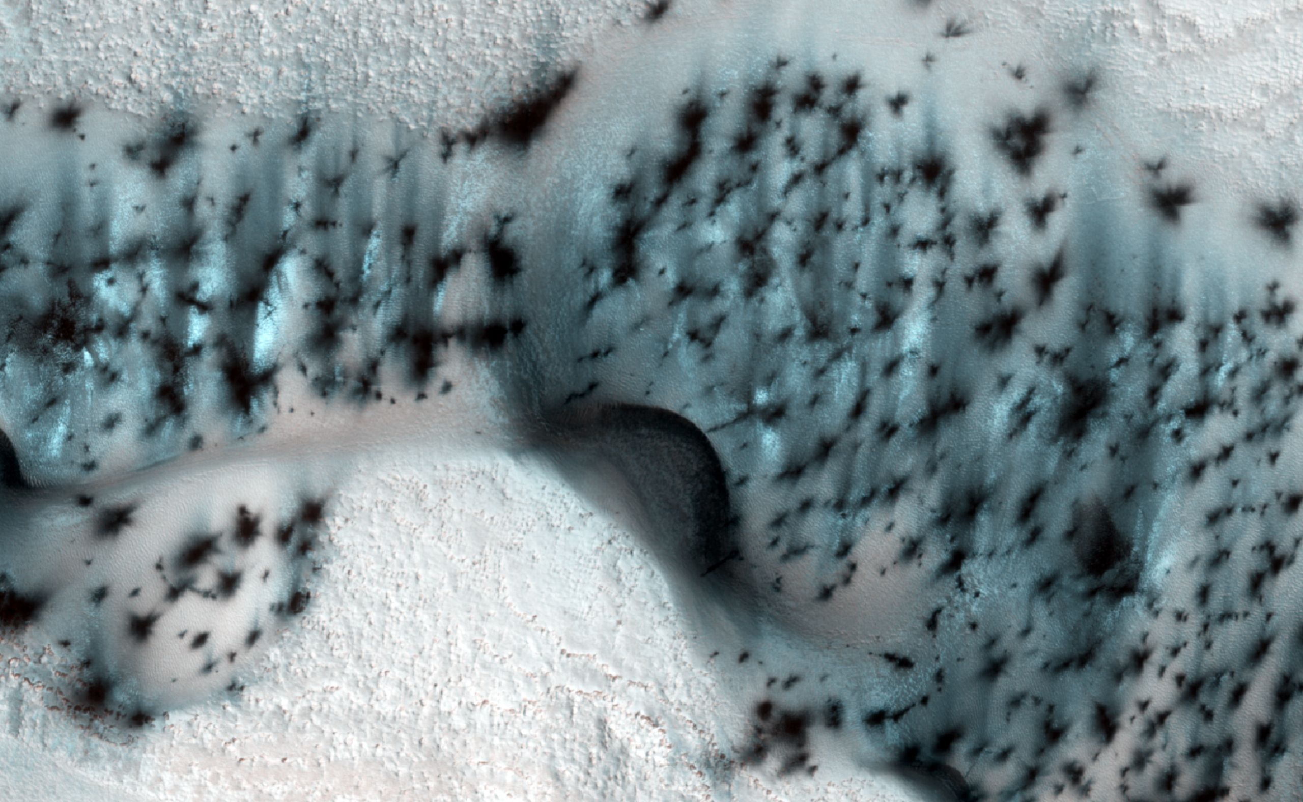 #photo | NASA publicou fotos incríveis de inverno de Marte