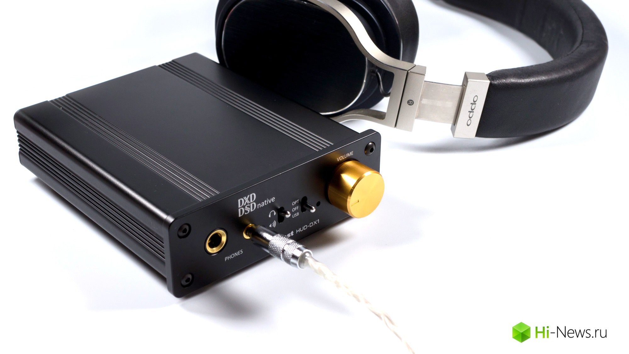 Visão geral do DAC e do amplificador para fone de ouvido Audinst HUD-DX1 segunda versão