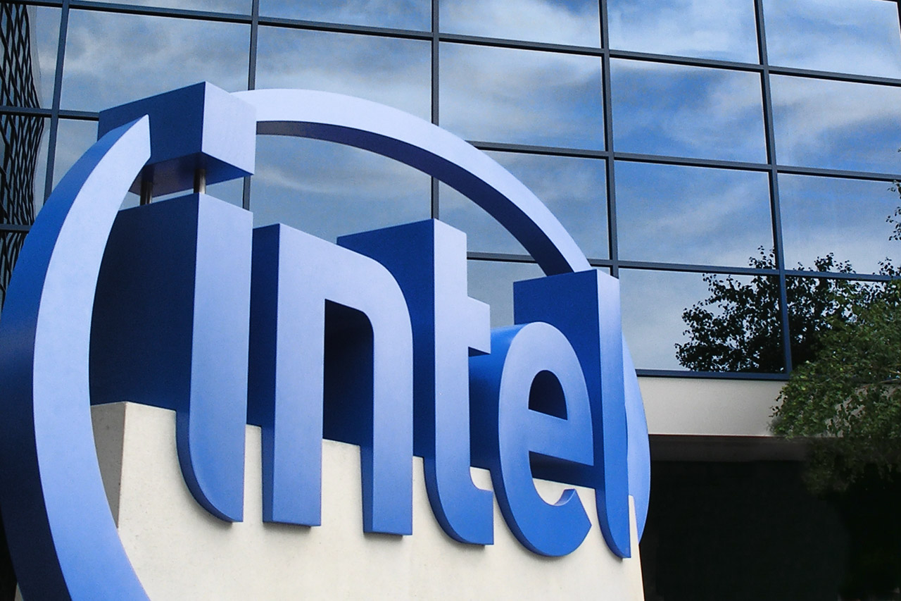 Intel vil slippe af med AR-division