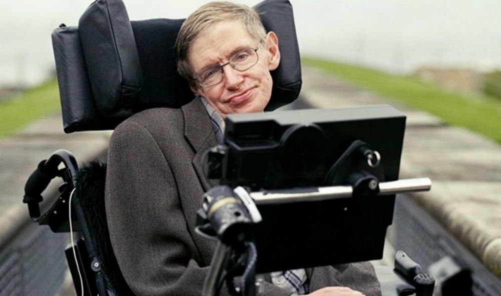 #video | Stephen Hawking ha detto che c'era prima del Big bang