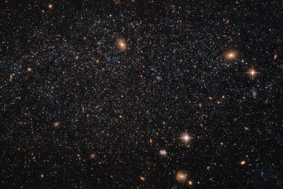 La lumière des premières étoiles peut changer notre point de vue sur la matière noire