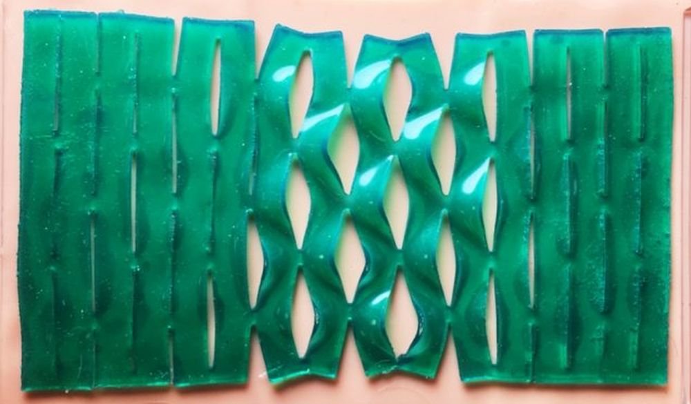 Kunst Kirigami inspiriert Wissenschaftler auf die Entwicklung von innovativen Pflaster