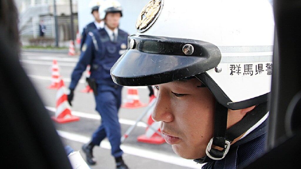 La polizia giapponese ha arrestato 12 persone per l'acquisto di bitcoin per i soldi falsi