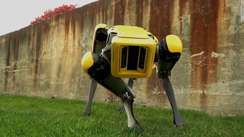 بوسطن ديناميكس سوف تبدأ بيع الكلاب الروبوت العام المقبل