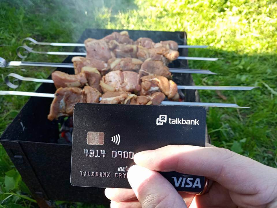 Una tarjeta mágica TalkBank Сrypto Visa con el apoyo de Биткоина — Skolkovo puede todo?