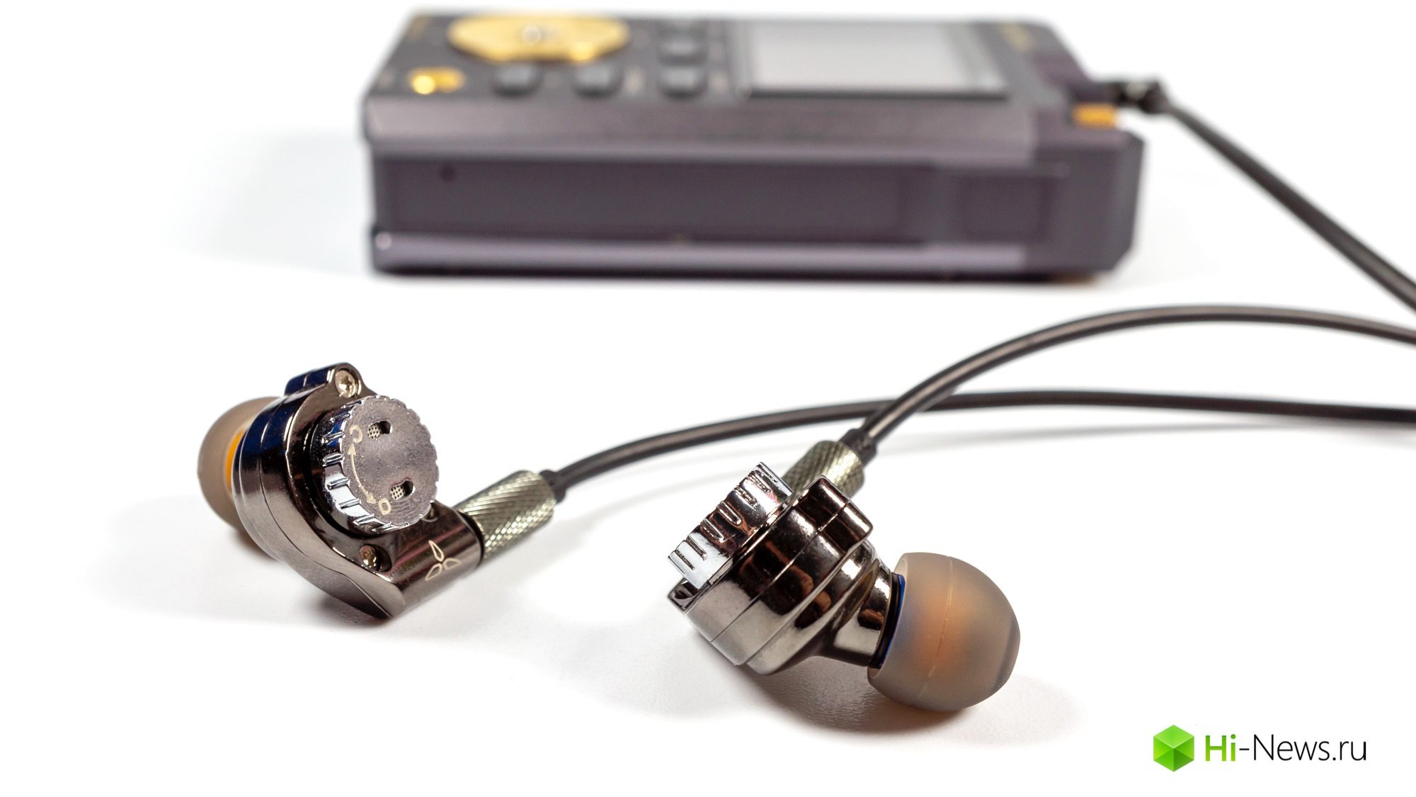 Revisión de auriculares de la IMR Acoustics R1 — la presión, el peso y la participación de