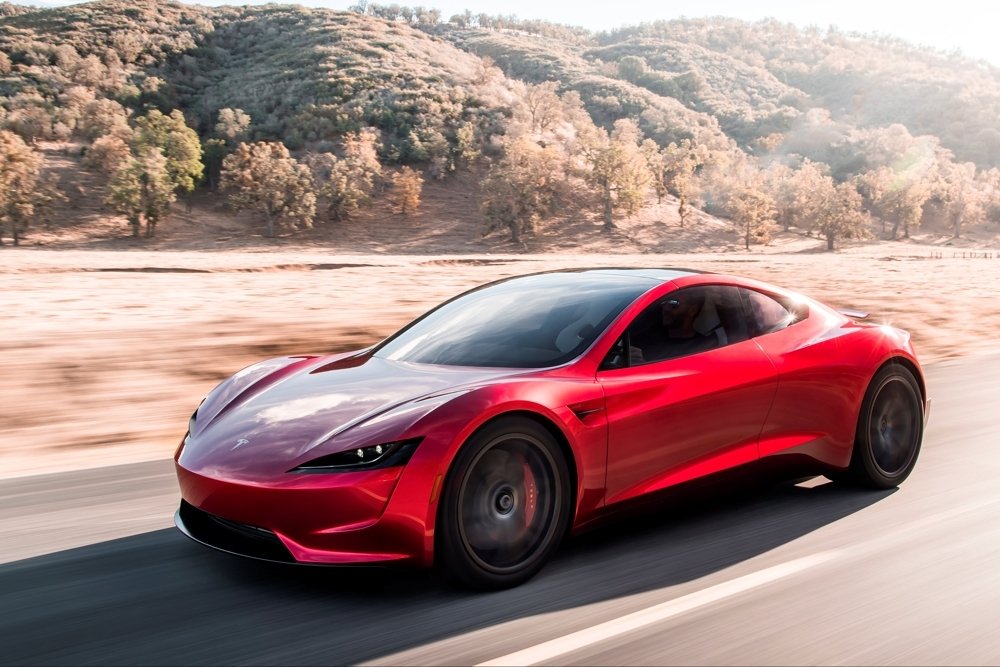 Электрородстер Tesla propose l'option sous la forme de 10 moteurs de fusée