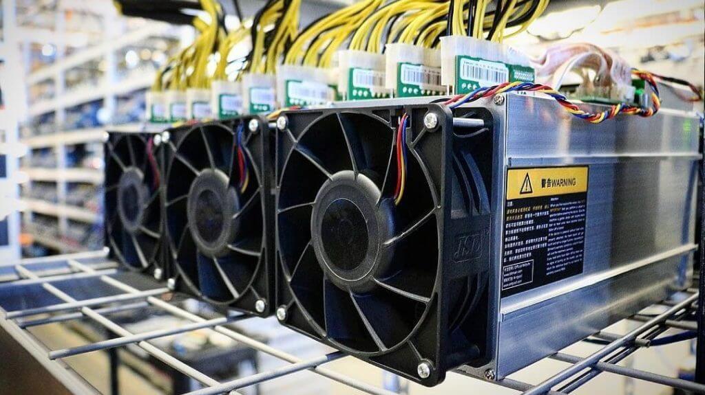 Innosilicon presented ZMaster A9 — ASIC-miner to Equihash. Compared with Antminer Z9 mini