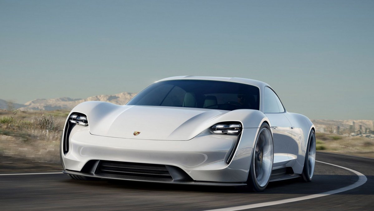 Der erste Serien-Elektroauto von Porsche fasziniert immer mehr
