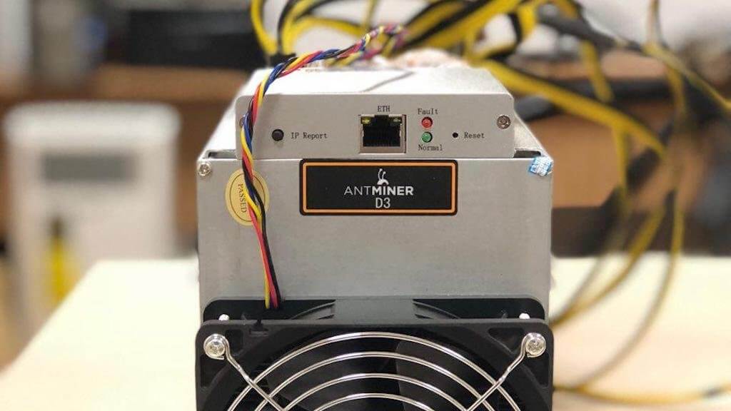 !!!! Continua. I truffatori offrono ordinare inesistente ASIC Antminer E9+