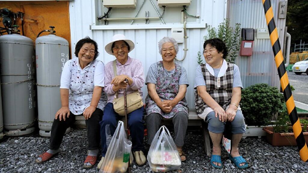 Japanische Rentner lehren kryptowährung zu investieren