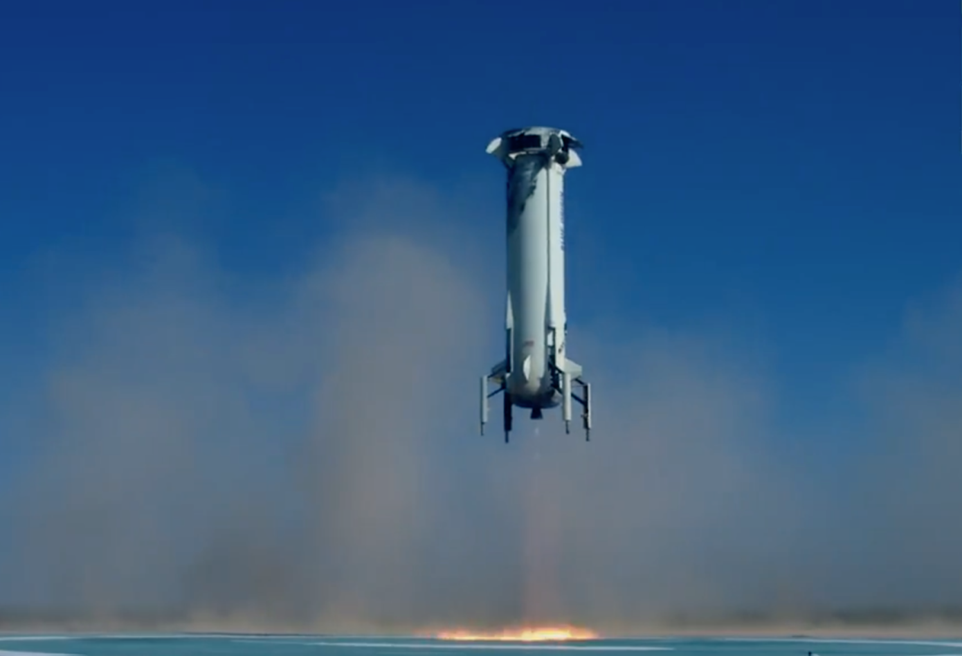Blå Oprindelse held landede den raket og kapsel med besætningen efter prøvekørslen