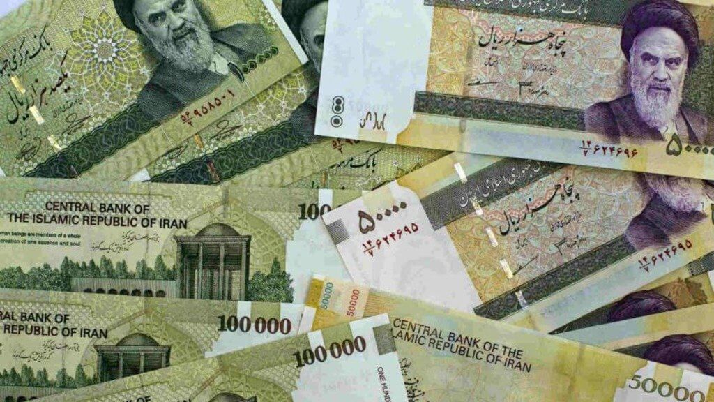 Ulusal para birimi, İran düşmektedir hızlı Биткоина