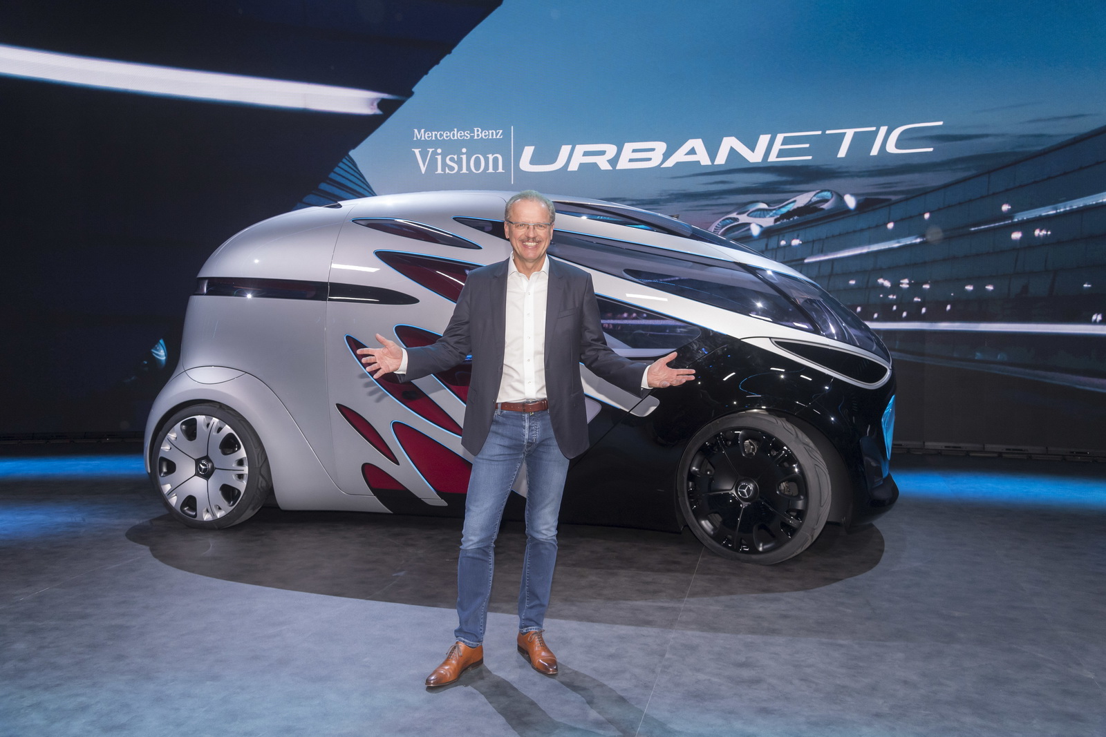 Mercedes-Benz ha presentato il concept modulare automobile del futuro