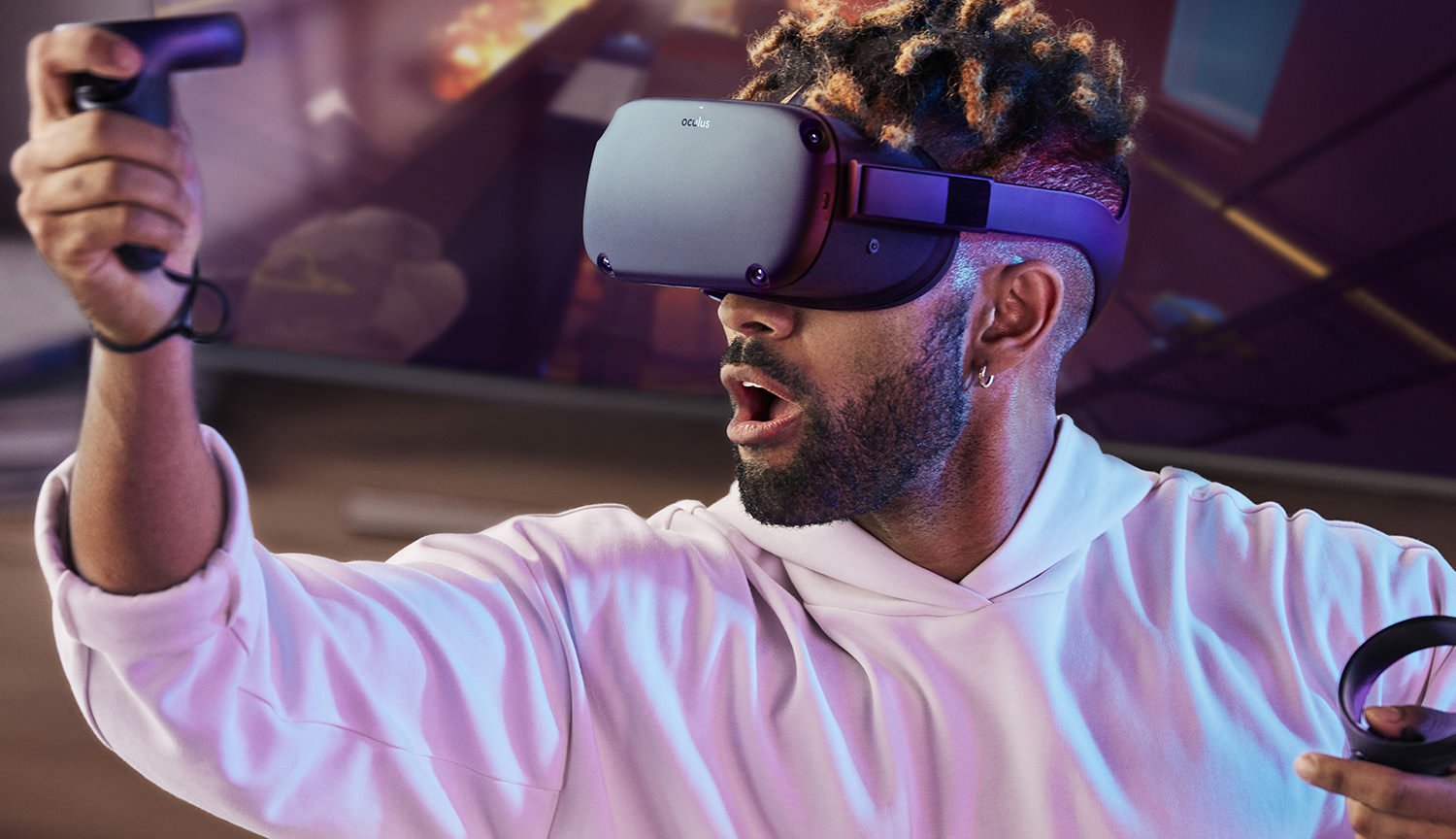 Indsendt til VR-hjelm Oculus Quest: trådløst og med seks grader af frihed