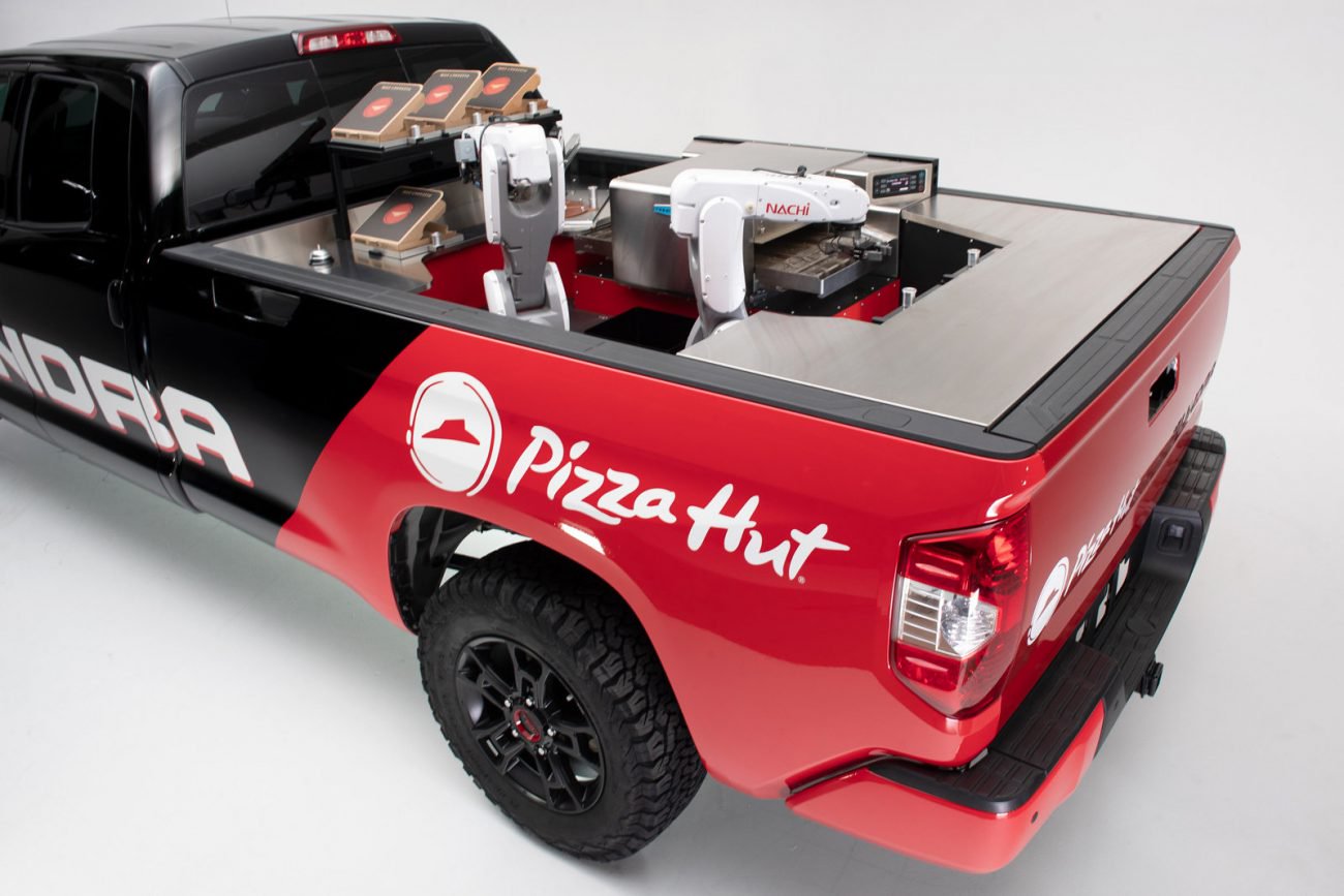 #Video | Pizza Hut und Toyota präsentierten Roboter, die Kochen wird Pizza bei der Lieferung