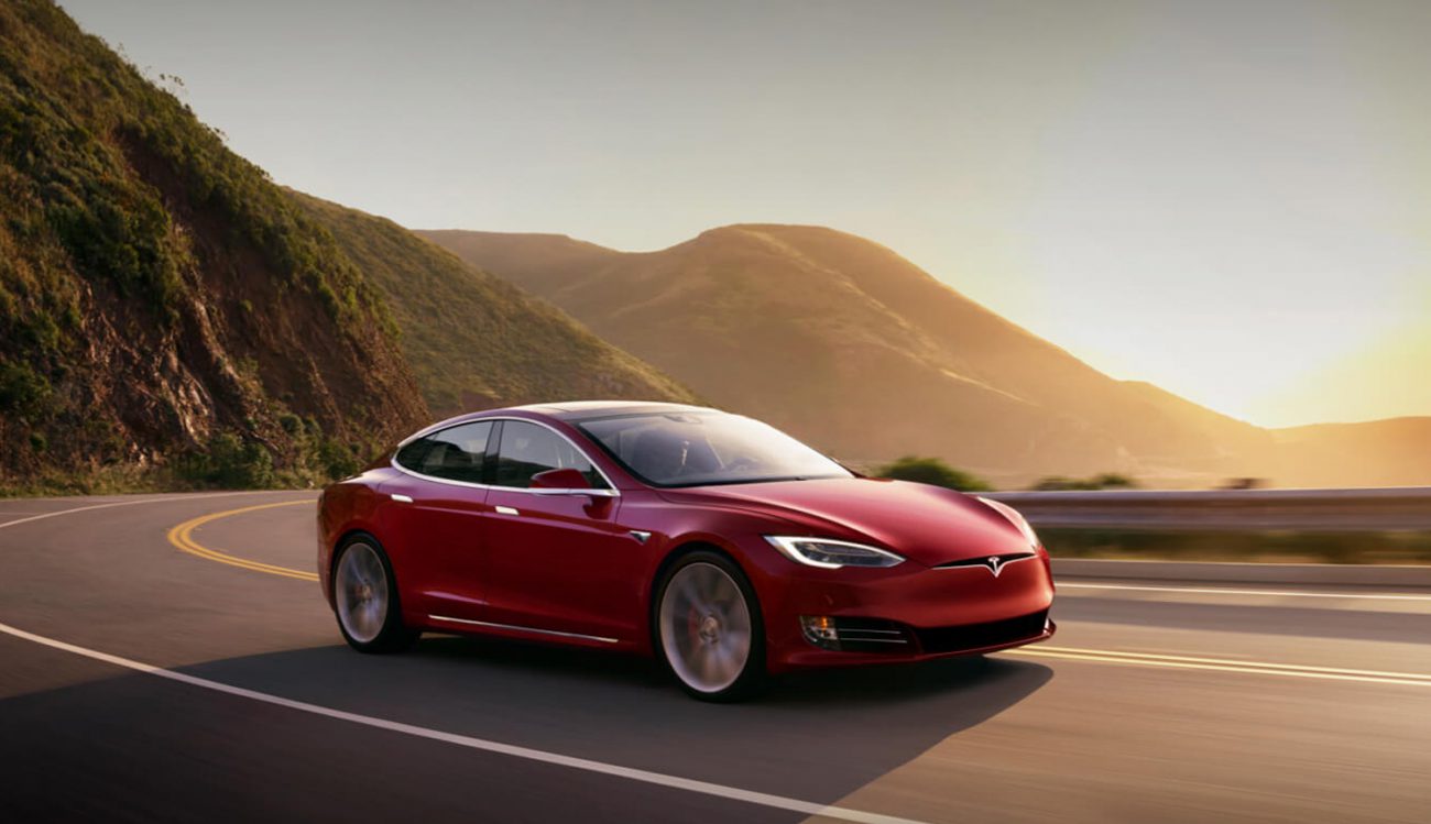 Samochody Tesla można naprawić samemu