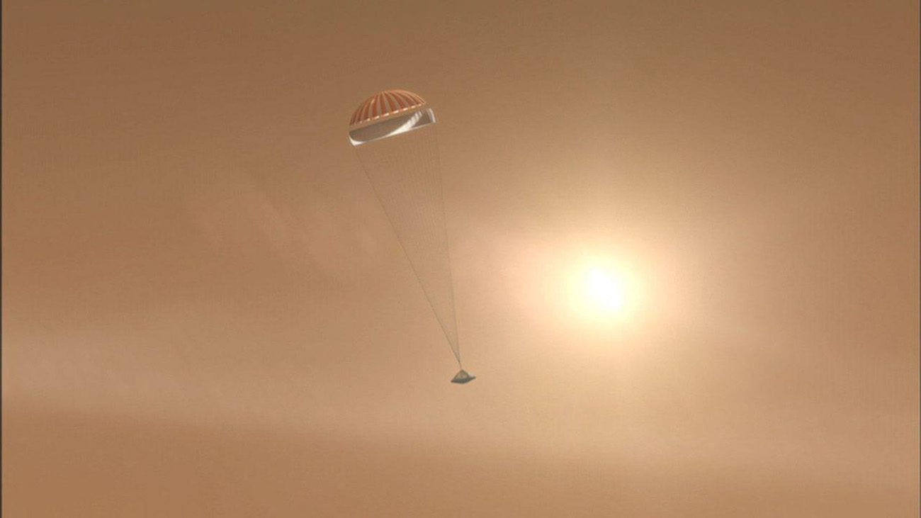नासा का परीक्षण एक पैराशूट लैंडिंग के लिए मंगल ग्रह पर
