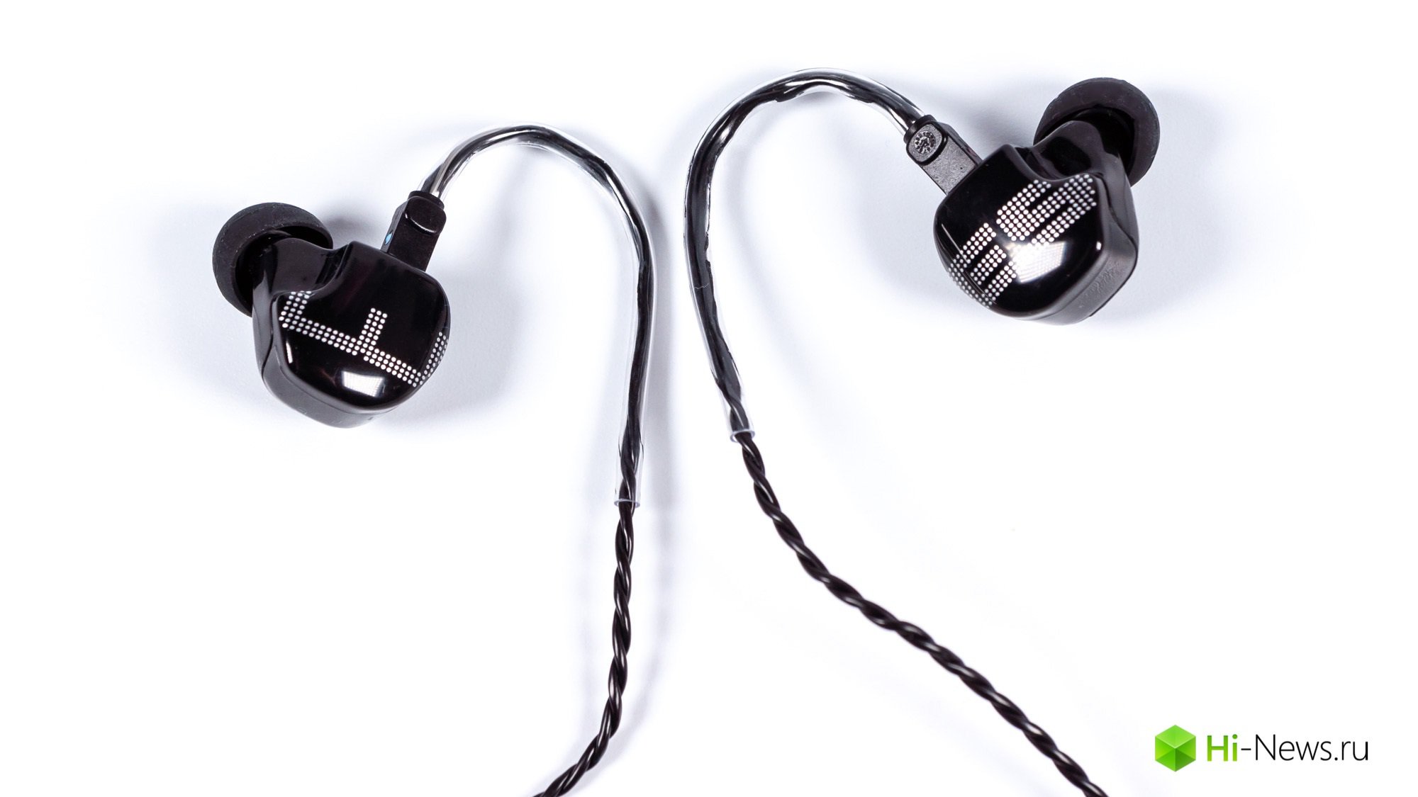 Recensione cuffie EarSonics ES3 — suono firma di Francia