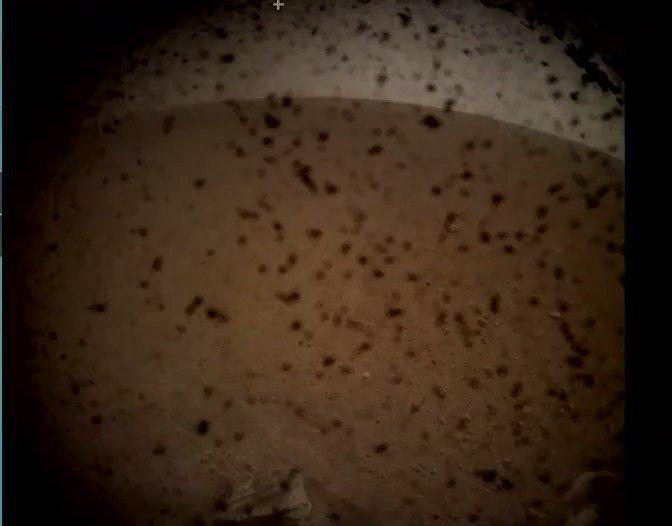 #foto | Sonda InSight con éxito se sentó en la superficie de marte