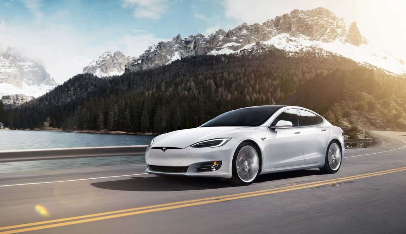 #Video | Tesla-Autopilot half bei Glatteis einen Unfall zu vermeiden