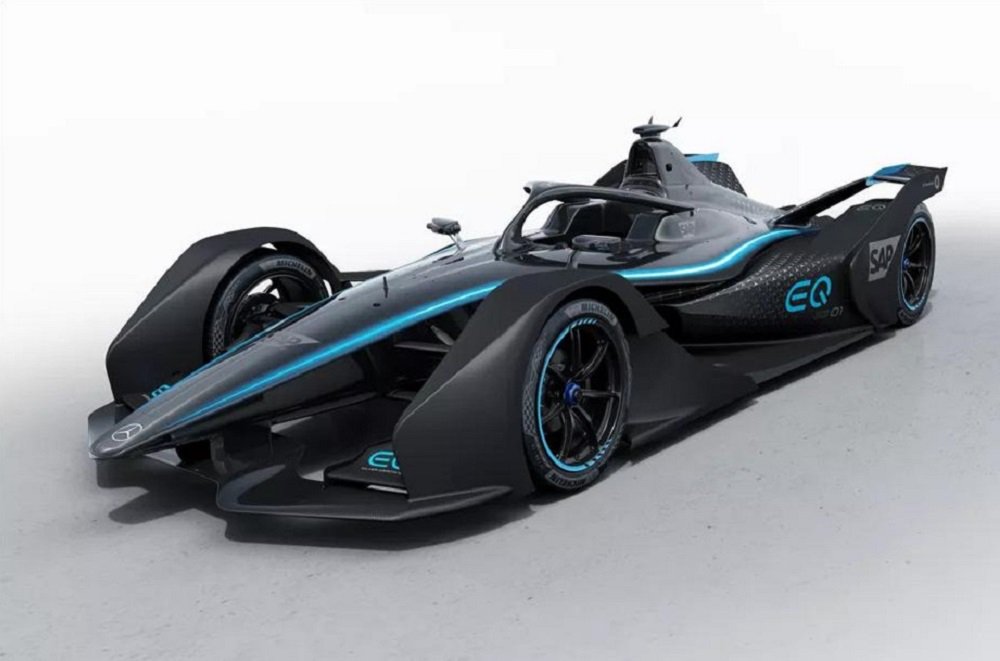 Mercedes-Benz viste sin første rigtige elektriske bil racing