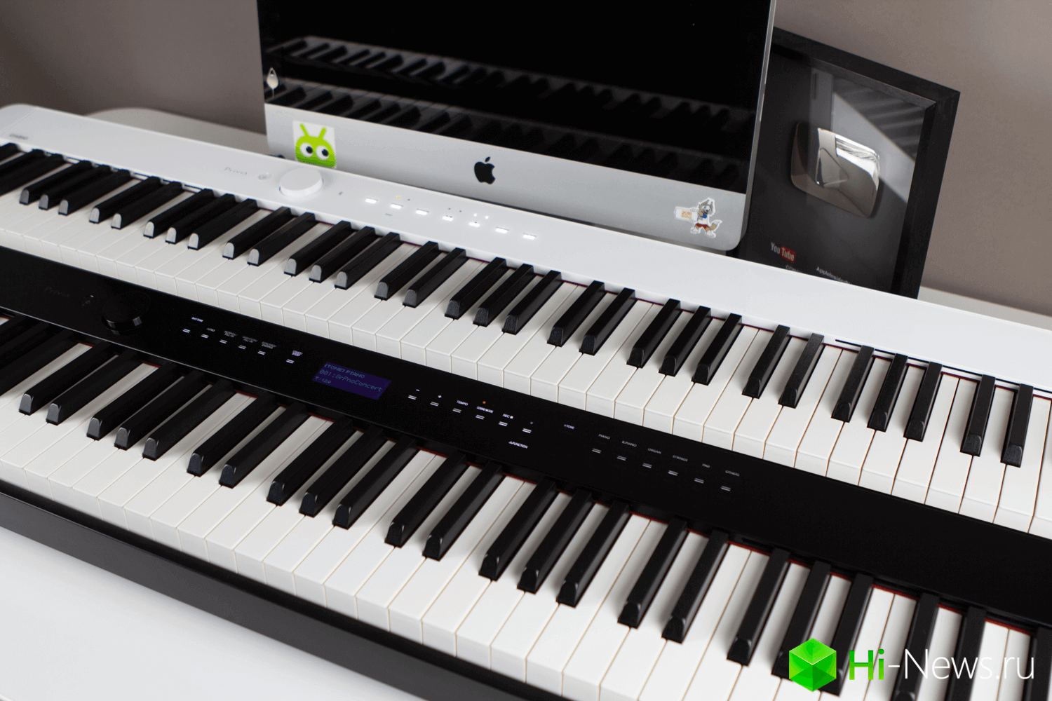 Played in the most compact and technologically advanced piano. There are even Bluetooth