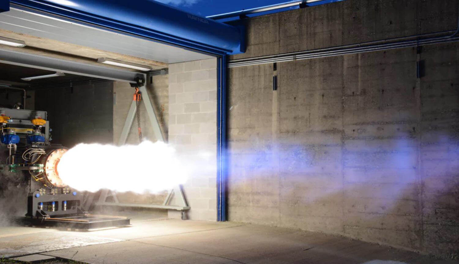 Test firing of the spacecraft engine, the Dream Chaser completed successfully