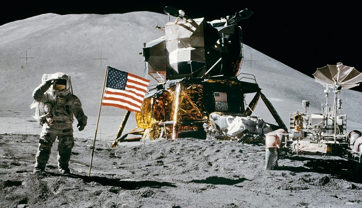 Computer, put Americans on the moon, was 25 million times weaker than the iPhone