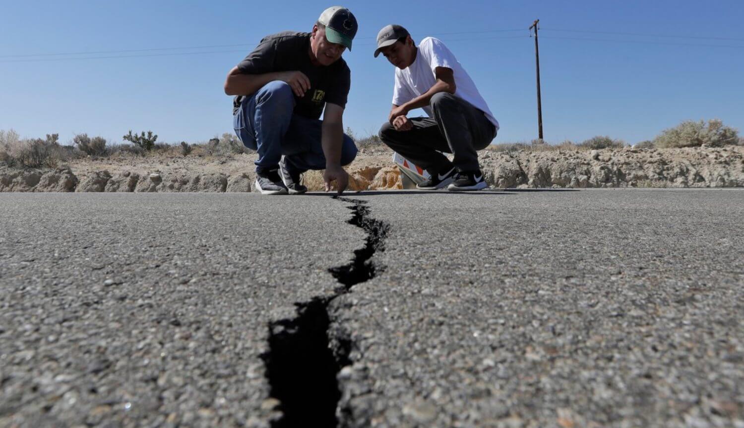 Negli stati UNITI si è verificato più di 3000 terremoti pochi giorni. In California si prevede ancora di più