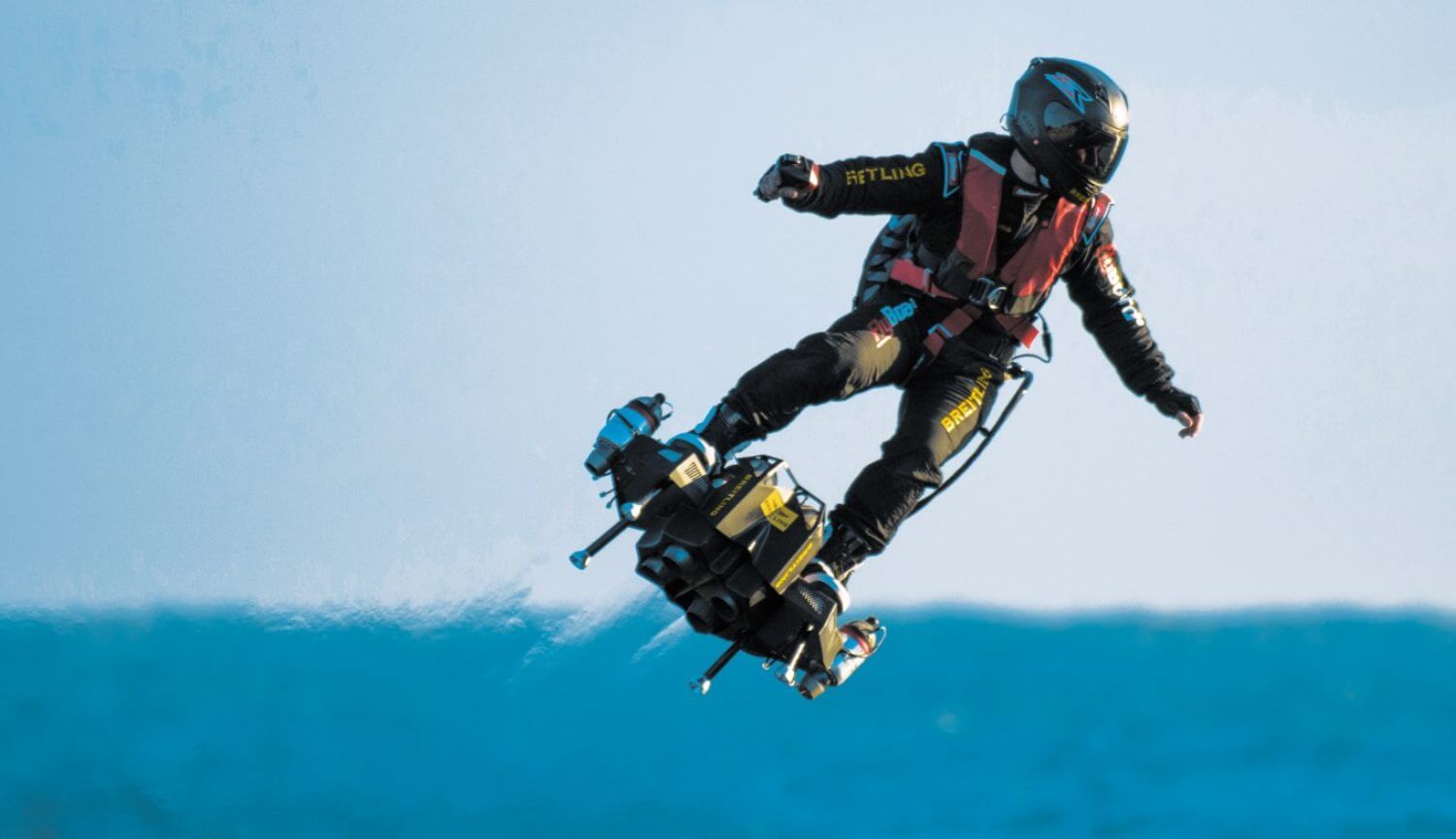 Kann ich in ein anderes Land Fliegen auf einem fliegenden Skateboard?