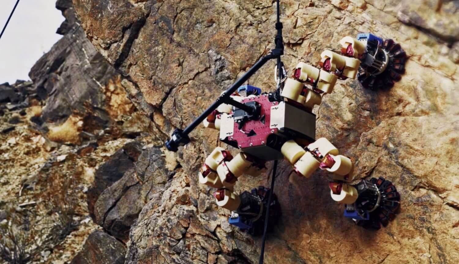 机器人的登山者在火星上。 为什么他们需要什么？