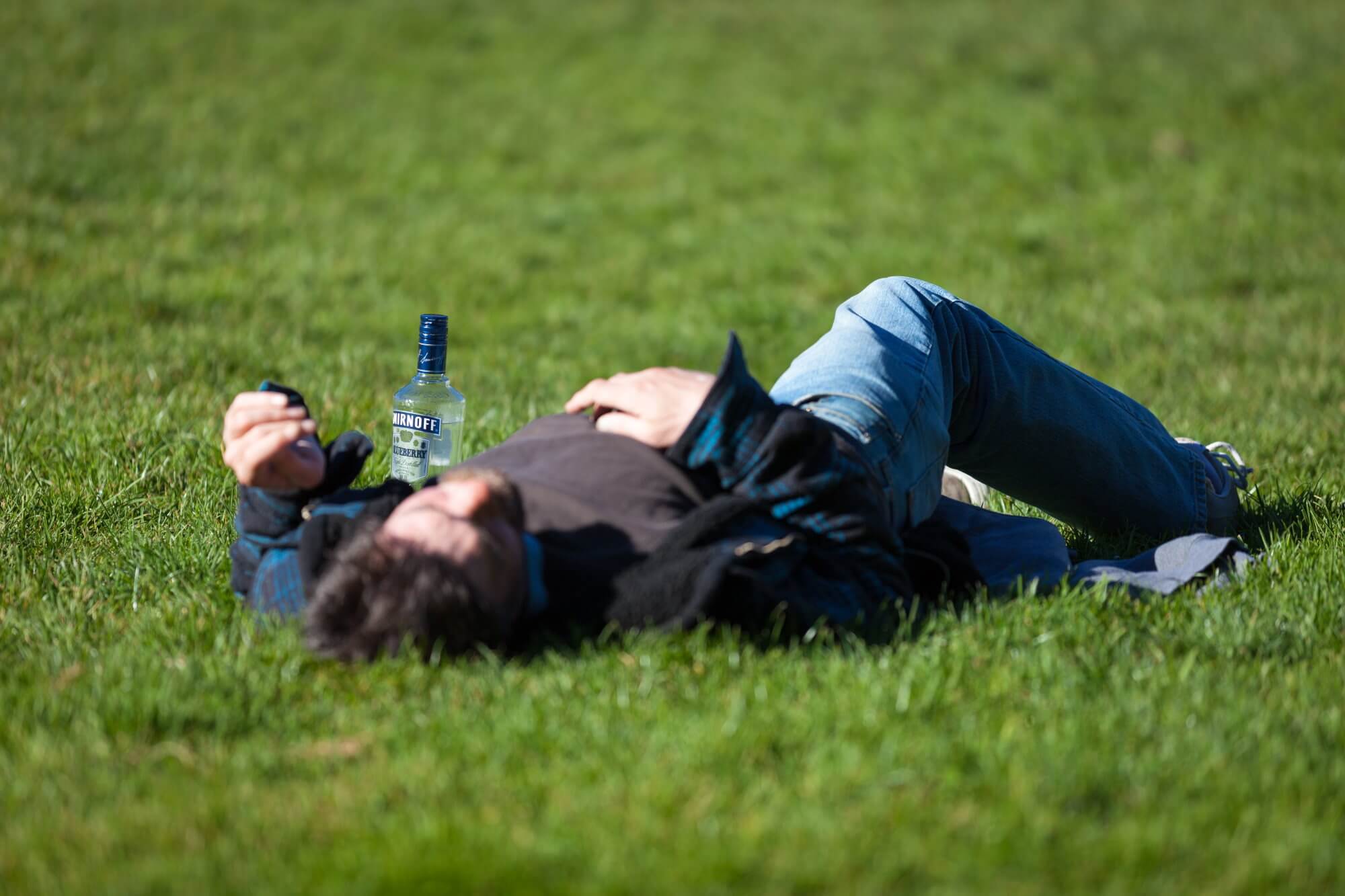 Amerykanin пьянел nie spożywanie alkoholu. Jak to możliwe?