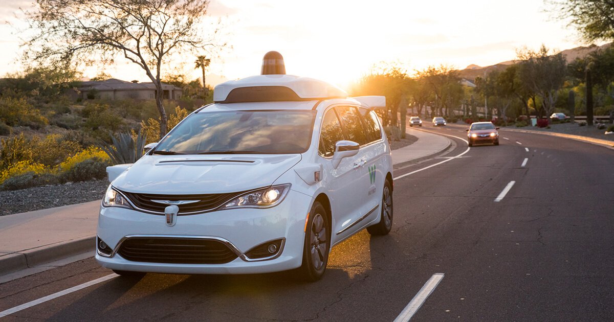 Waymo inicia-se na estrada autônomos de táxi. Geralmente sem motoristas