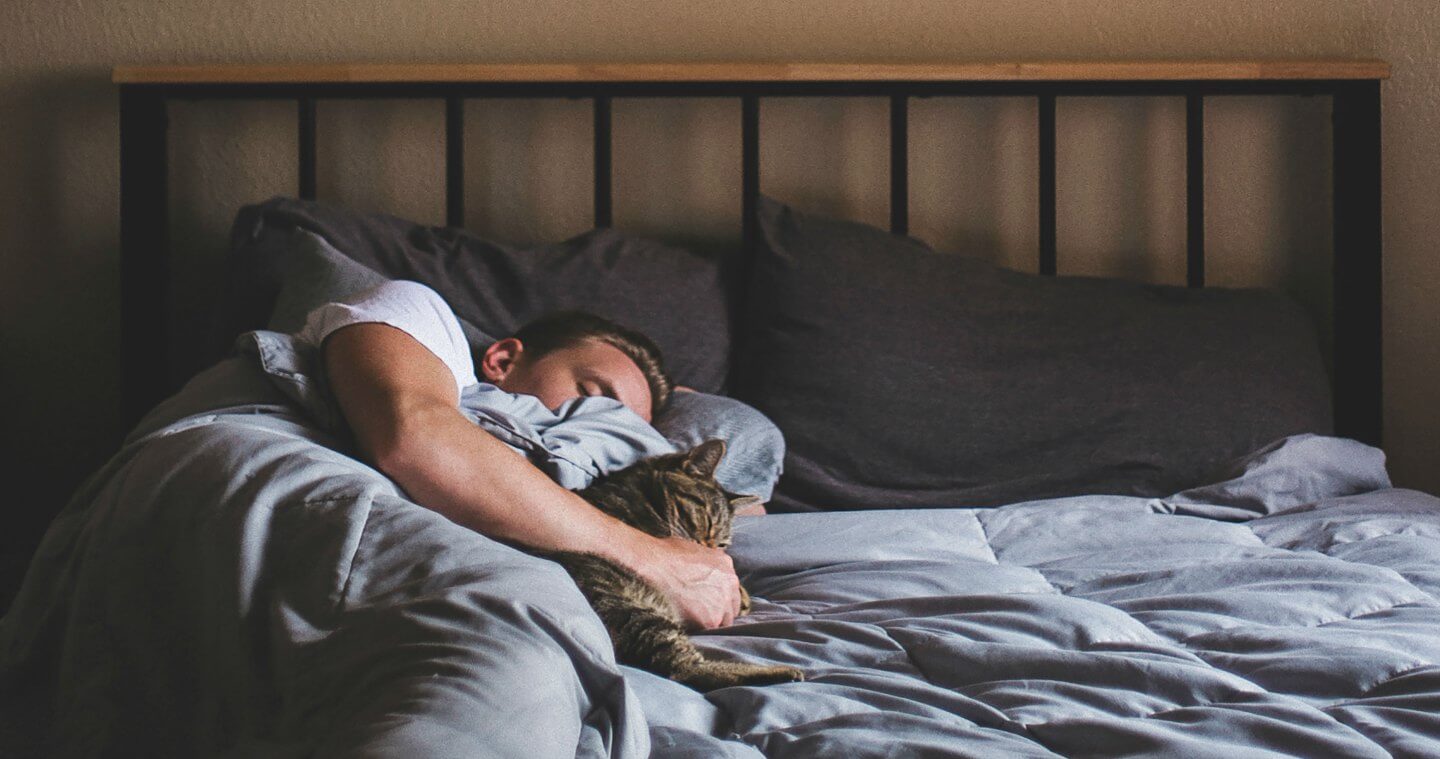 ¿Por qué con la edad, la gente menos duermen?