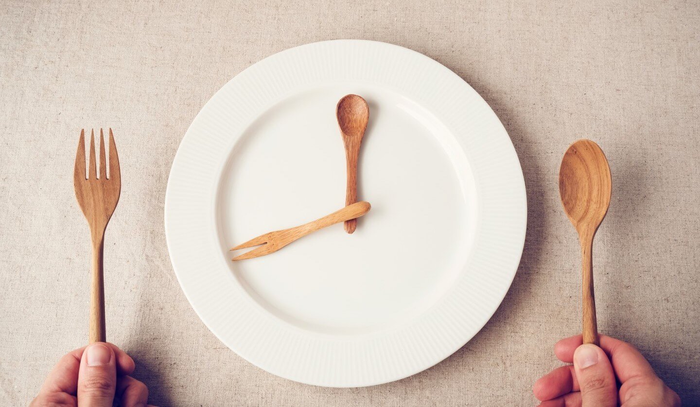 Hvordan intermitterende fastende påvirker den forventede levetid