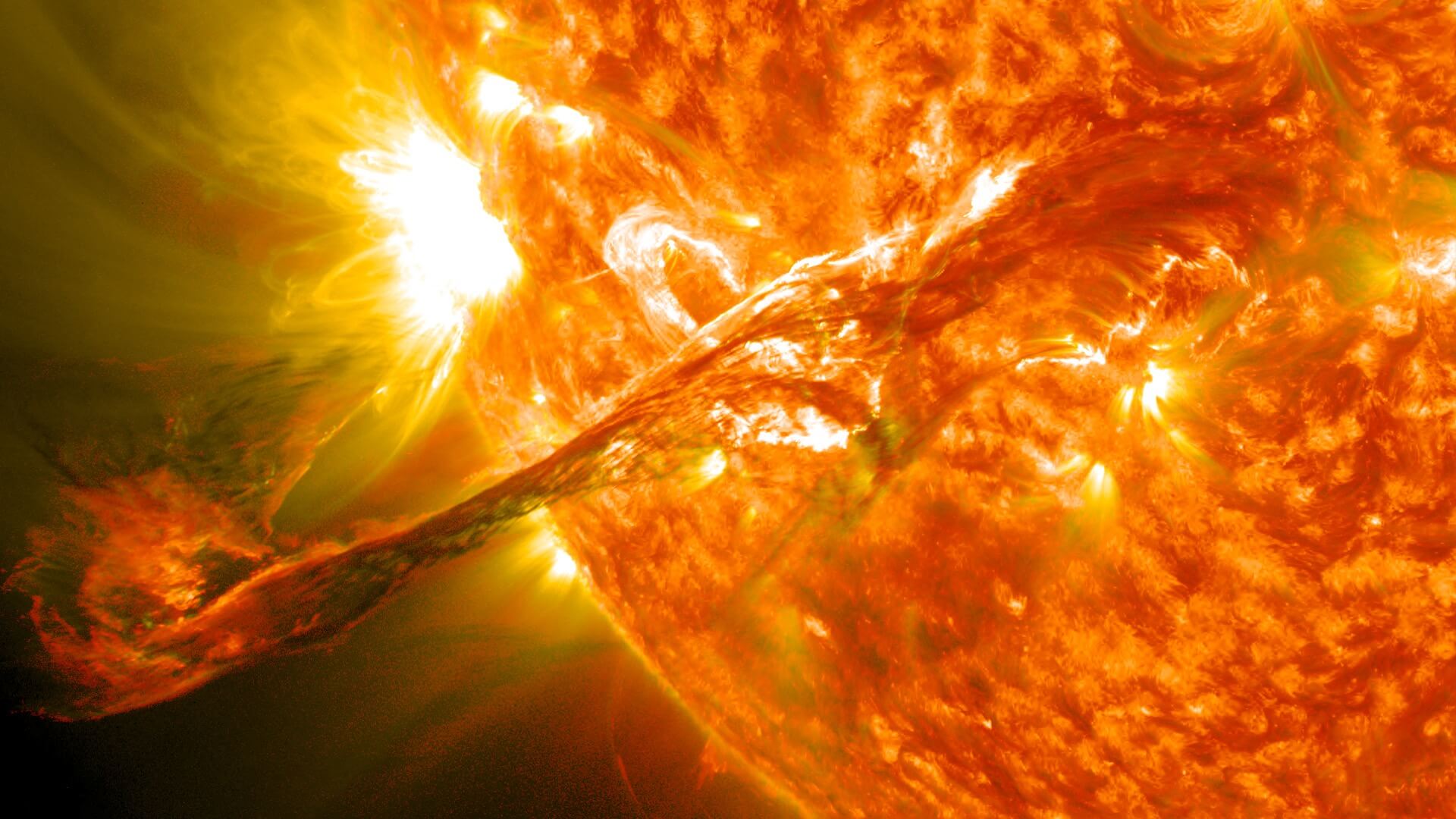 Scientists first recorded the magnetic explosion on the Sun