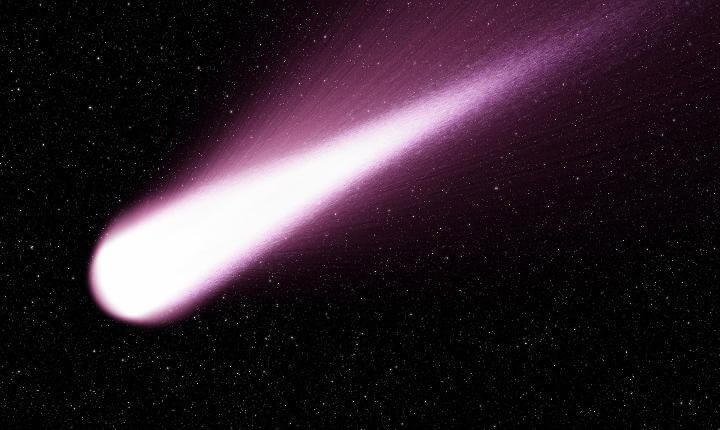 Quando nós observamos o Ano Novo, no sistema Solar invadiram a nova comet