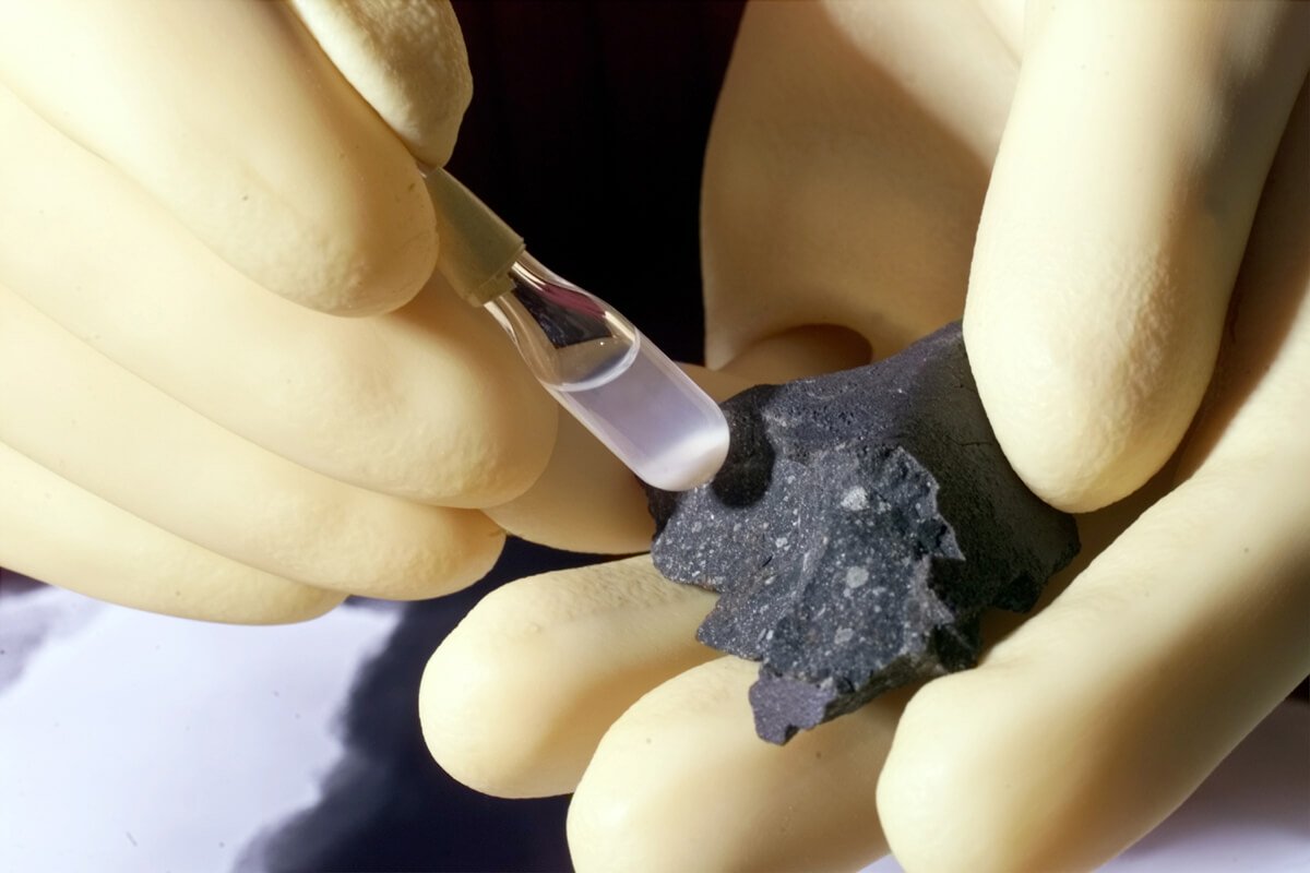 Det eldste materialet på Jorden, viste seg å være eldre enn solsystemet
