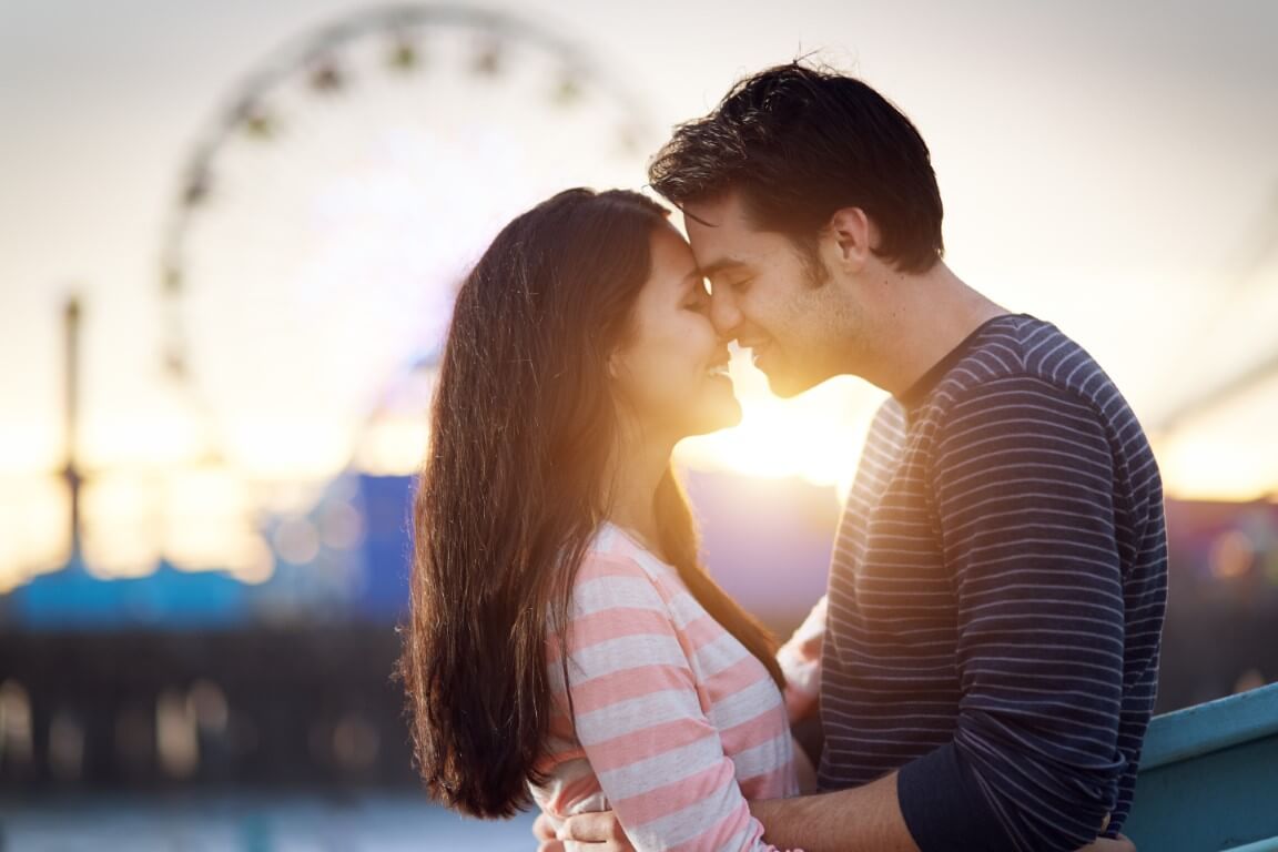 Que puede hablar en su conjunto de la foto con la pareja en las redes sociales?