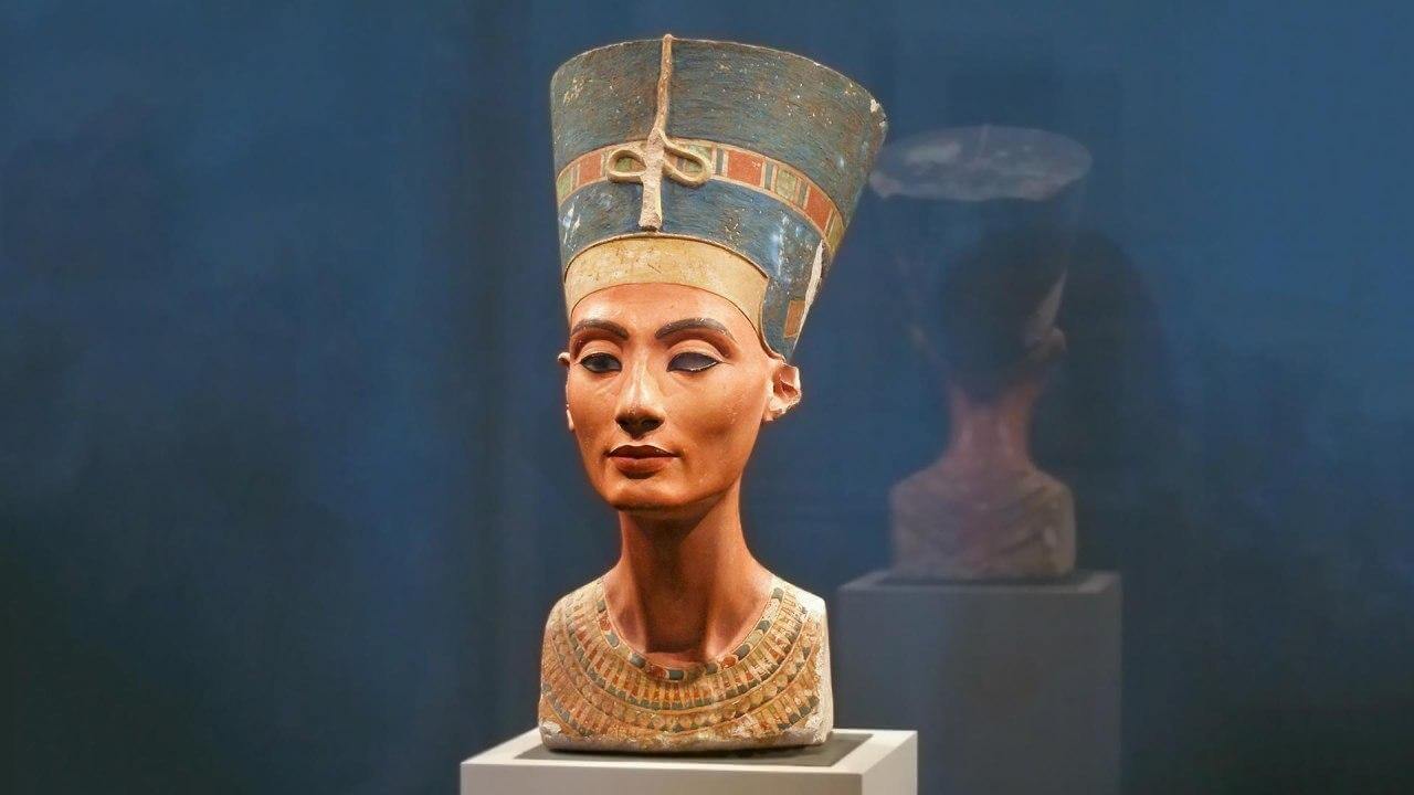 의 무덤을 발견 Nefertiti?